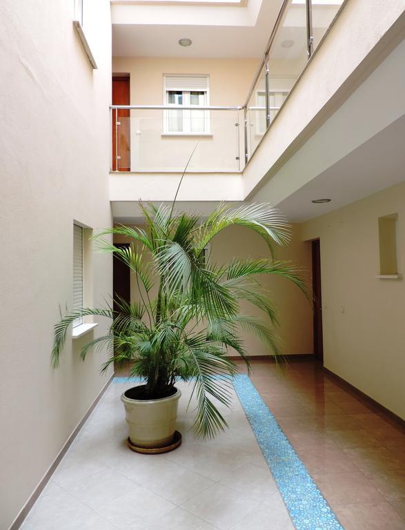 Dona Lucia Torremolinos
